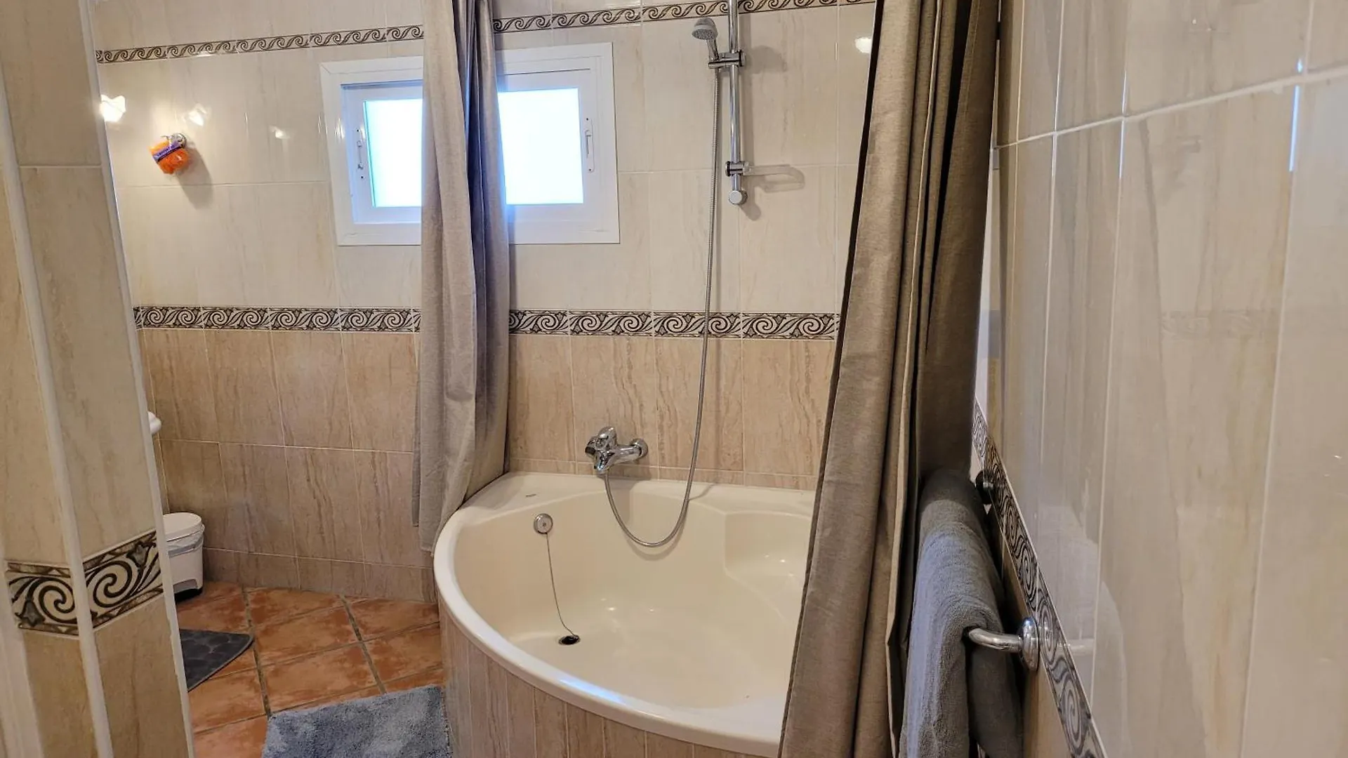 Luxury Apartments Sea Views With Pool Manilva Spanien